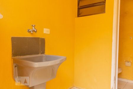 Casa para alugar com 120m², 3 quartos e 1 vaga Casa para alugar com 120m², 3 quartos e 1 vagaLavanderia