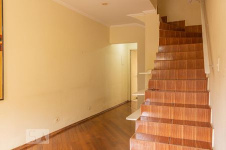 Sala de casa para alugar com 3 quartos, 120m² em Jardim Bom Tempo, Taboão da Serra