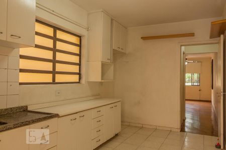 Casa para alugar com 120m², 3 quartos e 1 vaga Casa para alugar com 120m², 3 quartos e 1 vagaCozinha