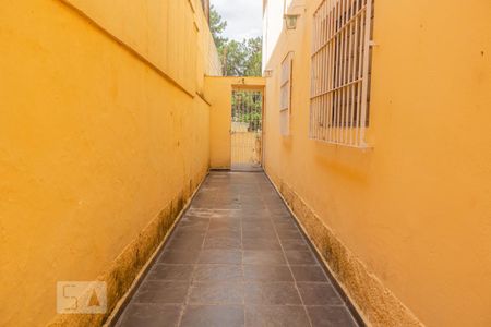 Casa para alugar com 120m², 3 quartos e 1 vaga Casa para alugar com 120m², 3 quartos e 1 vagaCorredor Externo
