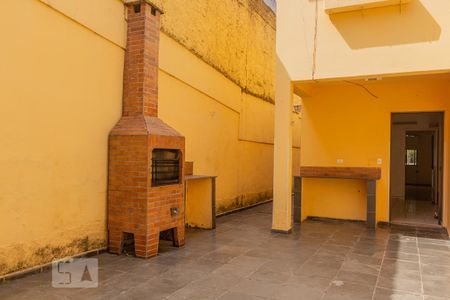 Casa para alugar com 120m², 3 quartos e 1 vaga Casa para alugar com 120m², 3 quartos e 1 vagaQuintal