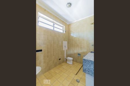 Casa à venda com 300m², 3 quartos e 4 vagasBanheiro da Suíte