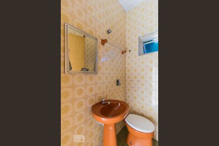 Casa à venda com 300m², 3 quartos e 4 vagasBanheiro de Serviço