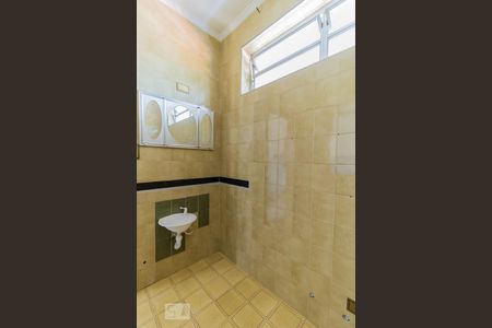 Casa à venda com 300m², 3 quartos e 4 vagasBanheiro da Suíte