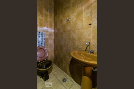 Lavabo de casa à venda com 3 quartos, 300m² em Vila Campanela, São Paulo