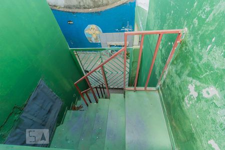 Casa à venda com 300m², 3 quartos e 4 vagasEscada