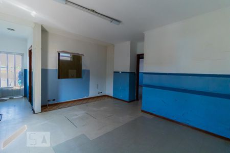 Casa à venda com 300m², 3 quartos e 4 vagasSuíte