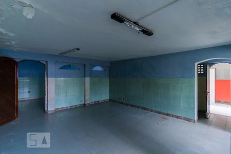 Casa à venda com 300m², 3 quartos e 4 vagasQuarto de Serviço