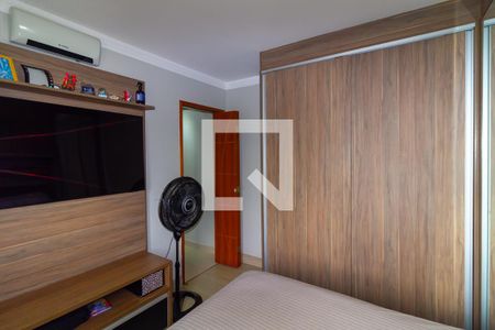 Quarto 1 de apartamento à venda com 2 quartos, 47m² em Vila Antonieta, São Paulo