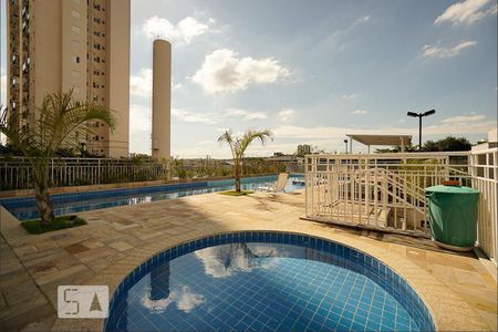 Apartamento para alugar com 47m², 2 quartos e 1 vaga Apartamento para alugar com 47m², 2 quartos e 1 vagaPiscina