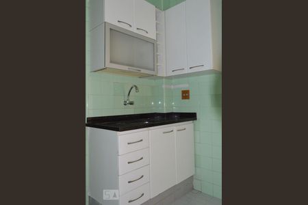 Apartamento à venda com 60m², 2 quartos e sem vagaCozinha e Área de Serviço