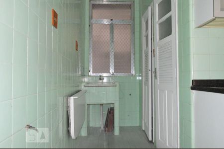 Apartamento à venda com 60m², 2 quartos e sem vagaCozinha e Área de Serviço