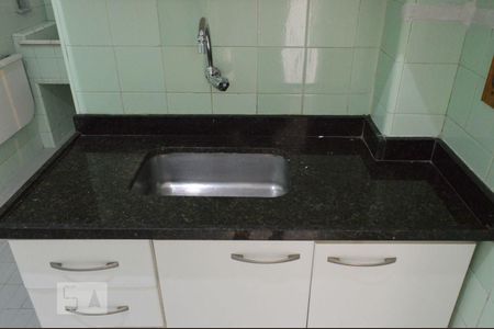 Apartamento à venda com 60m², 2 quartos e sem vagaCozinha e Área de Serviço