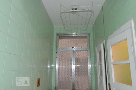 Apartamento à venda com 60m², 2 quartos e sem vagaCozinha e Área de Serviço