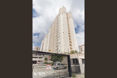 Apartamento para alugar com 48m², 2 quartos e 1 vaga Apartamento para alugar com 48m², 2 quartos e 1 vagaFachada