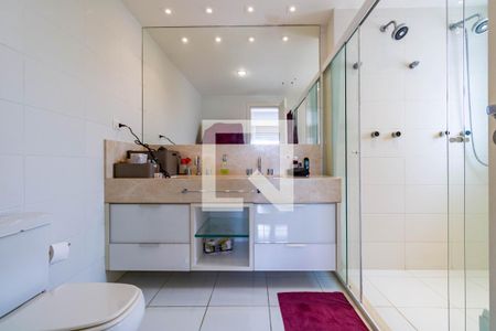 Apartamento à venda com 200m², 4 quartos e 3 vagasBanheiro Suíte 3