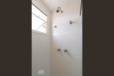 Apartamento para alugar com 84m², 3 quartos e 2 vagas Apartamento para alugar com 84m², 3 quartos e 2 vagasDETALHE BANHEIRO SUITE