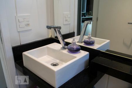 Apartamento para alugar com 63m², 2 quartos e 1 vaga Apartamento para alugar com 63m², 2 quartos e 1 vagaBANHEIRO SUITE