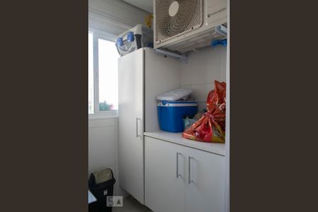 Apartamento para alugar com 63m², 2 quartos e 1 vaga Apartamento para alugar com 63m², 2 quartos e 1 vagaÁREA DE SERVIÇO