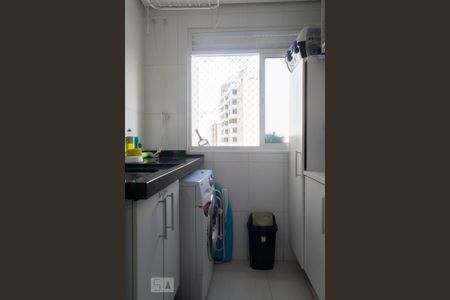 Apartamento para alugar com 63m², 2 quartos e 1 vaga Apartamento para alugar com 63m², 2 quartos e 1 vagaÁREA DE SERVIÇO