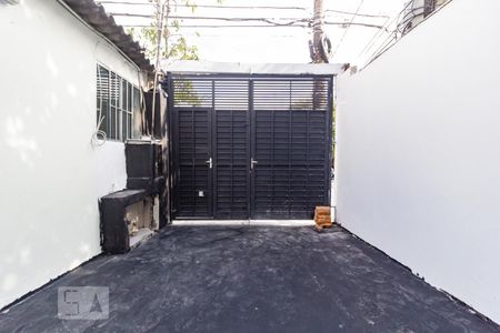 Casa para alugar com 378m², 1 quarto e 1 vagaQuintal / Garagem
