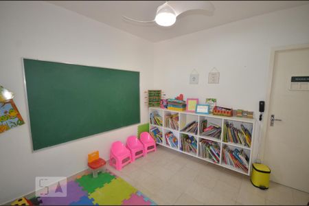 Apartamento para alugar com 76m², 2 quartos e 1 vagaQuarto infantil
