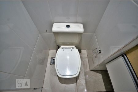 Apartamento para alugar com 76m², 2 quartos e 1 vagaBanheiro Social