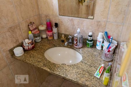 Casa à venda com 422m², 5 quartos e 3 vagas2o. Andar - Banheiro social