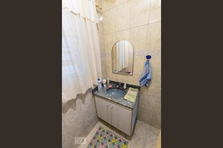 1o. Andar - Lavabo de casa para alugar com 5 quartos, 422m² em Vila Brasílio Machado, São Paulo