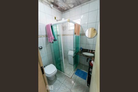 Casa à venda com 422m², 5 quartos e 3 vagas2o. Andar - Quarto 4 - Suíte/ Banheiro