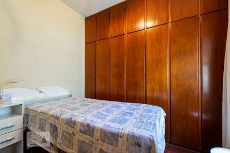 Casa à venda com 422m², 5 quartos e 3 vagas2o. Andar - Quarto 2