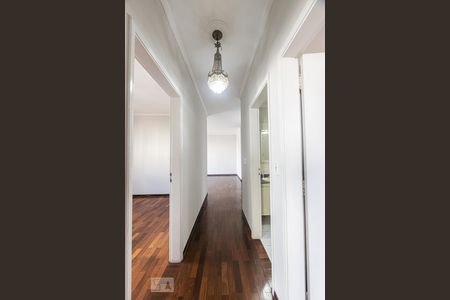 Apartamento à venda com 90m², 3 quartos e 1 vagaCorredor