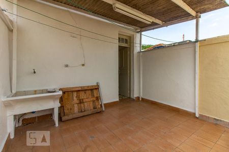 Casa para alugar com 75m², 2 quartos e sem vagaLavanderia