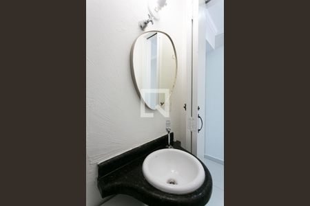 Casa de condomínio à venda com 104m², 2 quartos e 2 vagas Casa de condomínio à venda com 104m², 2 quartos e 2 vagasLavabo
