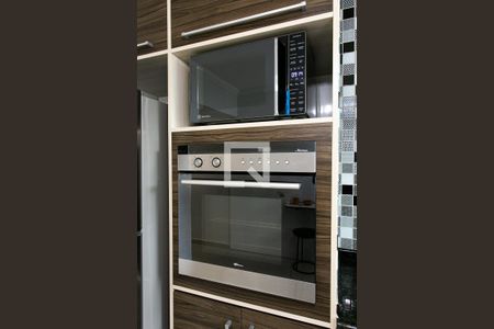Casa de condomínio à venda com 104m², 2 quartos e 2 vagas Casa de condomínio à venda com 104m², 2 quartos e 2 vagasCozinha - Geladeira - Microondas e Forno
