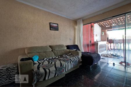 Sala de casa à venda com 2 quartos, 300m² em Jardim Soraia, São Paulo