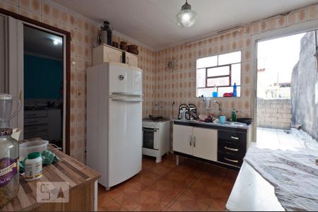 Casa à venda com 300m², 2 quartos e 2 vagasCozinha