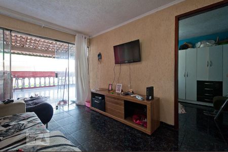 Casa à venda com 300m², 2 quartos e 2 vagasv