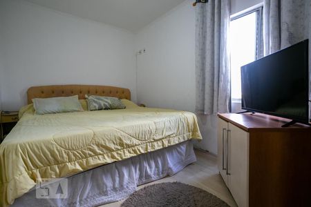 Suíte de apartamento à venda com 3 quartos, 140m² em Parque Maria Domitila, São Paulo