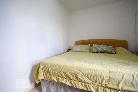 Suíte de apartamento à venda com 3 quartos, 140m² em Parque Maria Domitila, São Paulo