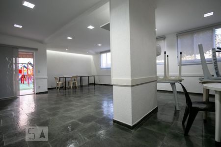 Apartamento à venda com 140m², 3 quartos e 2 vagasÁrea comum - Salão de festas