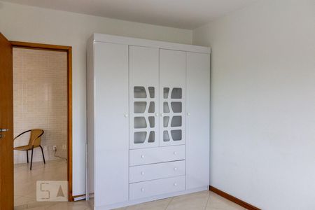 Casa à venda com 160m², 3 quartos e sem vaga Casa à venda com 160m², 3 quartos e sem vagaQuarto 2