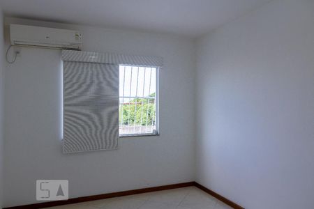 Casa à venda com 160m², 3 quartos e sem vaga Casa à venda com 160m², 3 quartos e sem vagaQuarto 1