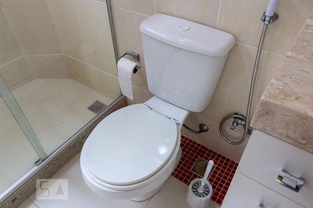 Casa à venda com 160m², 3 quartos e sem vaga Casa à venda com 160m², 3 quartos e sem vagaBanheiro Social