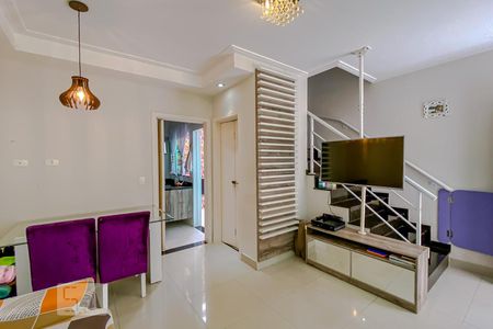 Casa de condomínio à venda com 61m², 2 quartos e 1 vagaSala