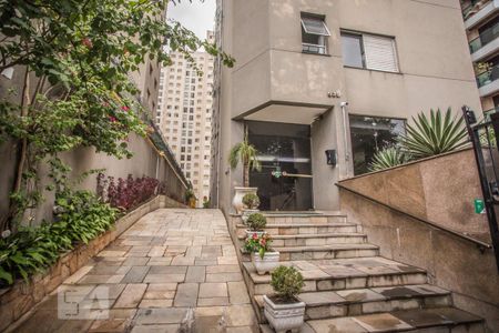 Studio para alugar com 27m², 1 quarto e sem vaga Studio para alugar com 27m², 1 quarto e sem vagaHall de Entrada