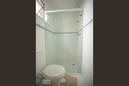Banheiro de kitnet/studio para alugar com 1 quarto, 27m² em Vila Clementino, São Paulo