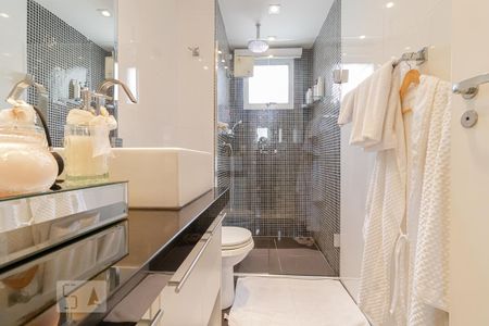 Banheiro da Suíte 1 de apartamento à venda com 2 quartos, 92m² em Paraíso, São Paulo