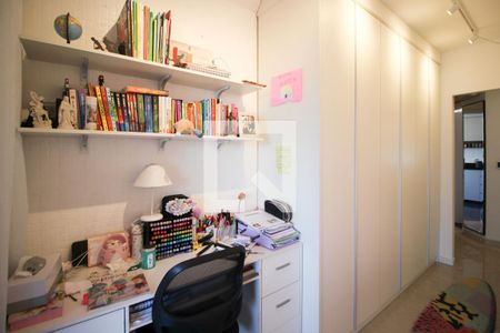 Quarto 2 de apartamento à venda com 2 quartos, 70m² em Vila Olímpia, São Paulo