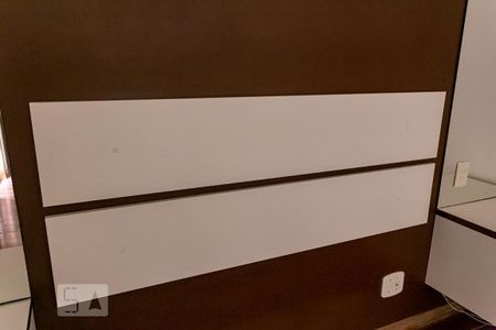 Casa de condomínio à venda com 252m², 3 quartos e 2 vagasDetalhe